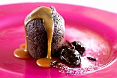 Schokoladenpudding mit Karamellsauce