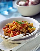 Fusilli with cold tomato sauce
