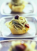 Spaghetti with cress pesto in Parmesan bowl