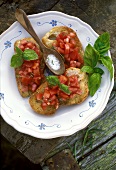 Bruschetta al basilico (Toasted bread with tomatoes and basil)