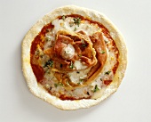 Pizza prosciutto e gorgonzola (Pizza mit Schinken & Käse)