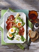 Leeks with ham and eggs
