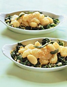 Gnocchi gratin with spinach
