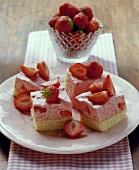 Croûtes aux fraises (Strawberry slices, Valais, Switzerland)