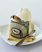 Treacle pudding with vanilla ice cream (England)