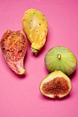 Prickly pears and figs, whole and halved