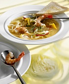 Cabbage and pepper soup with shrimps