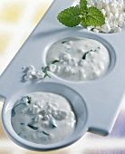 Yoghurt sauce with cottage cheese and mint