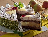 Pear cake with meringues