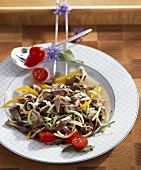 Beef salad with cherry tomatoes