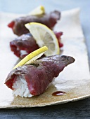Nigiri-Sushi mit Rindfleisch
