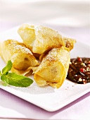 Bananas deep-fried in pastry