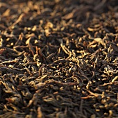 Ceylon tea leaves (full-frame)