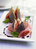 Figs with ham and basil