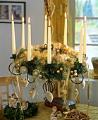 Hanging Advent wreath with gold baubles and angel's hair