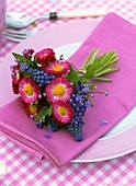 Place-setting with spring posy