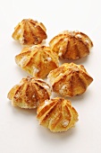 Chouquettes (Small French cakes)