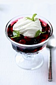 Forest fruit jelly with cream