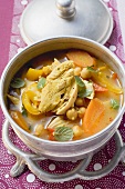 Vegetable soup with chick-peas and chicken