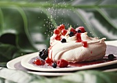 Meringue with berries