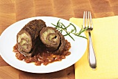 Beef roulade with celery