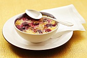 Crème brûlée with sour cherries