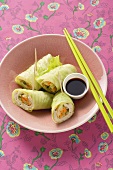 Quick Asian rolls (in lettuce leaves)