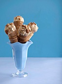 Honey ricotta ice cream with almonds
