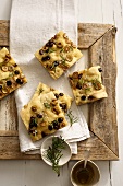 Focaccia con le olive (flat bread with olives and rosemary)
