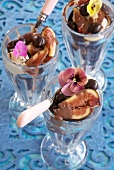 Ice cream sundaes with fresh figs