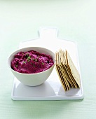 Rote-Bete-Dip mit Schnittlauch