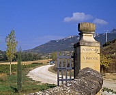 Eingang zu Remelluri, Labastida, Alava, Spanien