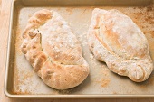 Calzone (Gefüllte Pizzatasche, Italien)