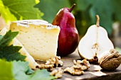 Pere, formaggio e noci (Pears, cheese and walnuts)