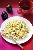 Spaghetti aglio, olio, peperoncino (Spicy pasta dish)
