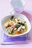 Vegetable soup with pasta and pesto (France)
