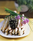 Green and white asparagus spears, chives