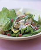 Lettuce with chicken and pear dressing (Ayurvedic cuisine)