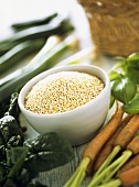 Quinoa und verschiedenes Gemüse