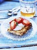 French toast with yoghurt and strawberries