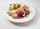 Asparagus with ham and parsley potatoes