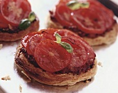 Tomato tarts with basil
