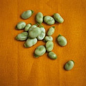 Shelled green broad beans