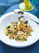 Savoury orange salad with sheep's cheese and nuts
