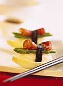 Asparagus sushi