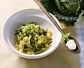 Savoy cabbage with fresh pineapple