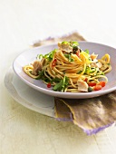 Spaghetti with tuna and capers