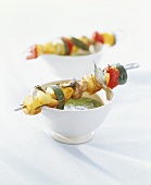 Vegetable kebabs with herb sauce