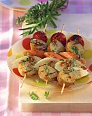 Mediterranean vegetable skewers (with potatoes, fennel, carrot)