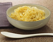 Saurkraut with diced apple and wine